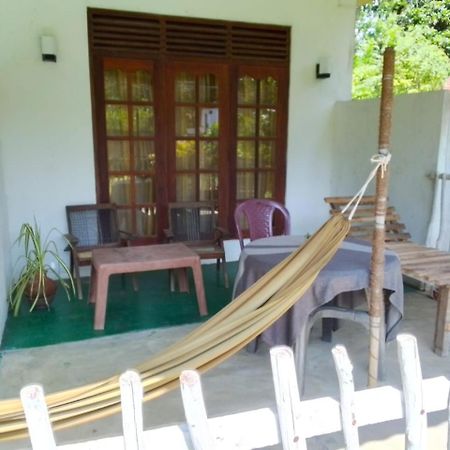 Thalalla Bnb Talalla South Екстериор снимка
